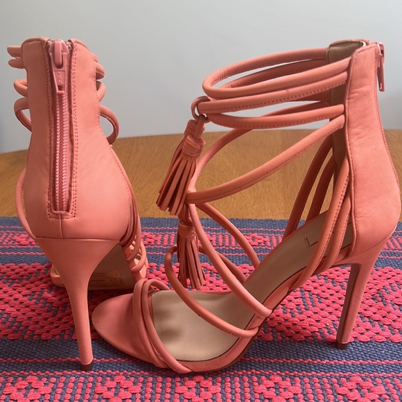 Pink ALDO high heels - Picture 2 of 4